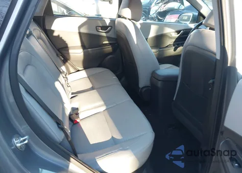 2020 Hyundai Kona Limited z USA, uszkodzony, nr VIN KM8K3CA54LU444311